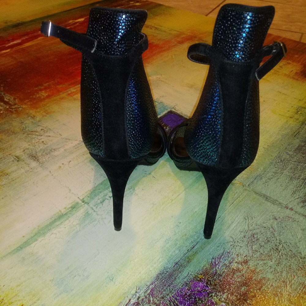 Paper Fox Heels - Picture 6 of 7